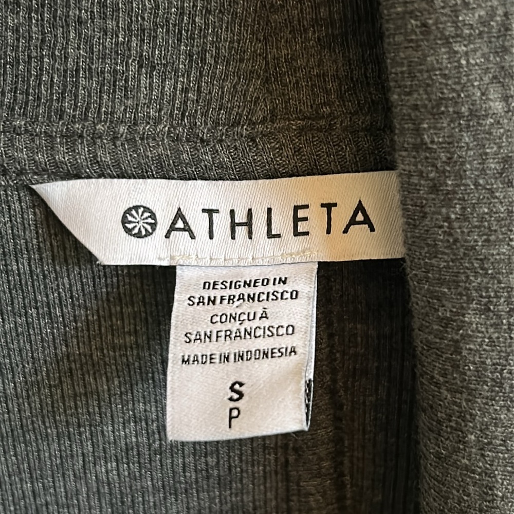ATHLETA Presence Cocoon Wrap Women's Size SP - Picture 5 of 7